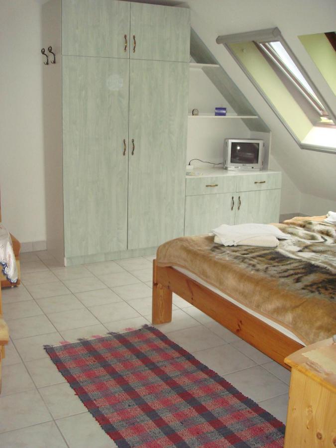 Róza Hotel és Apartmanház Esztergom Esterno foto