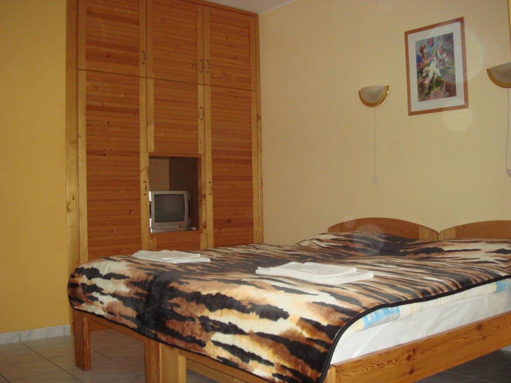 Róza Hotel és Apartmanház Esztergom Camera foto