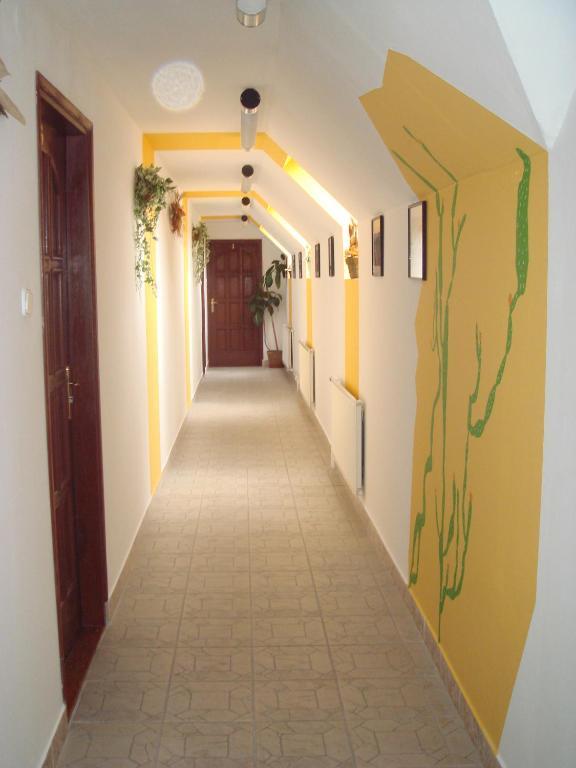 Róza Hotel és Apartmanház Esztergom Esterno foto