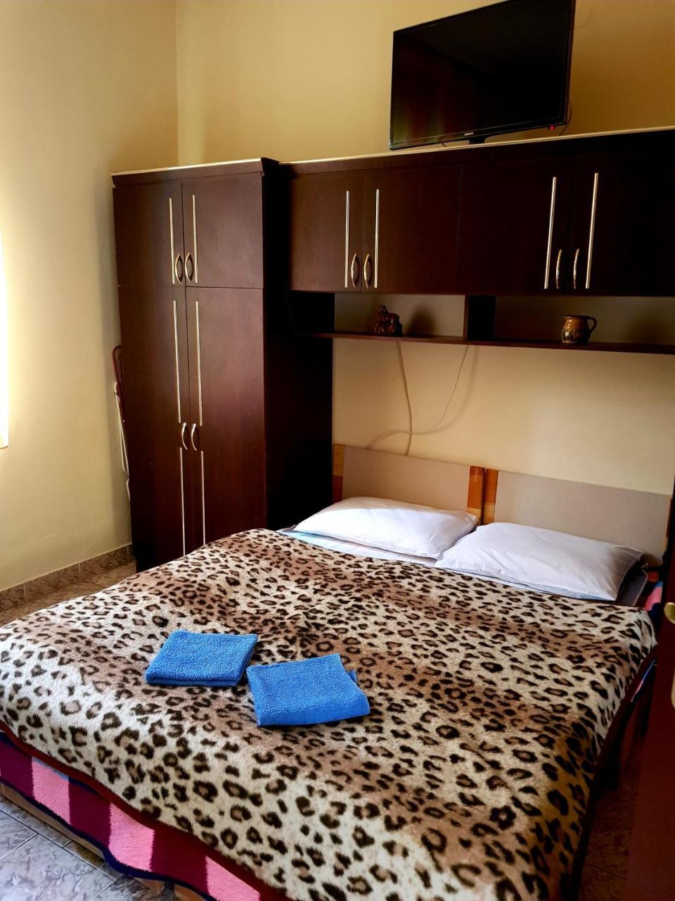 Róza Hotel és Apartmanház Esztergom Esterno foto